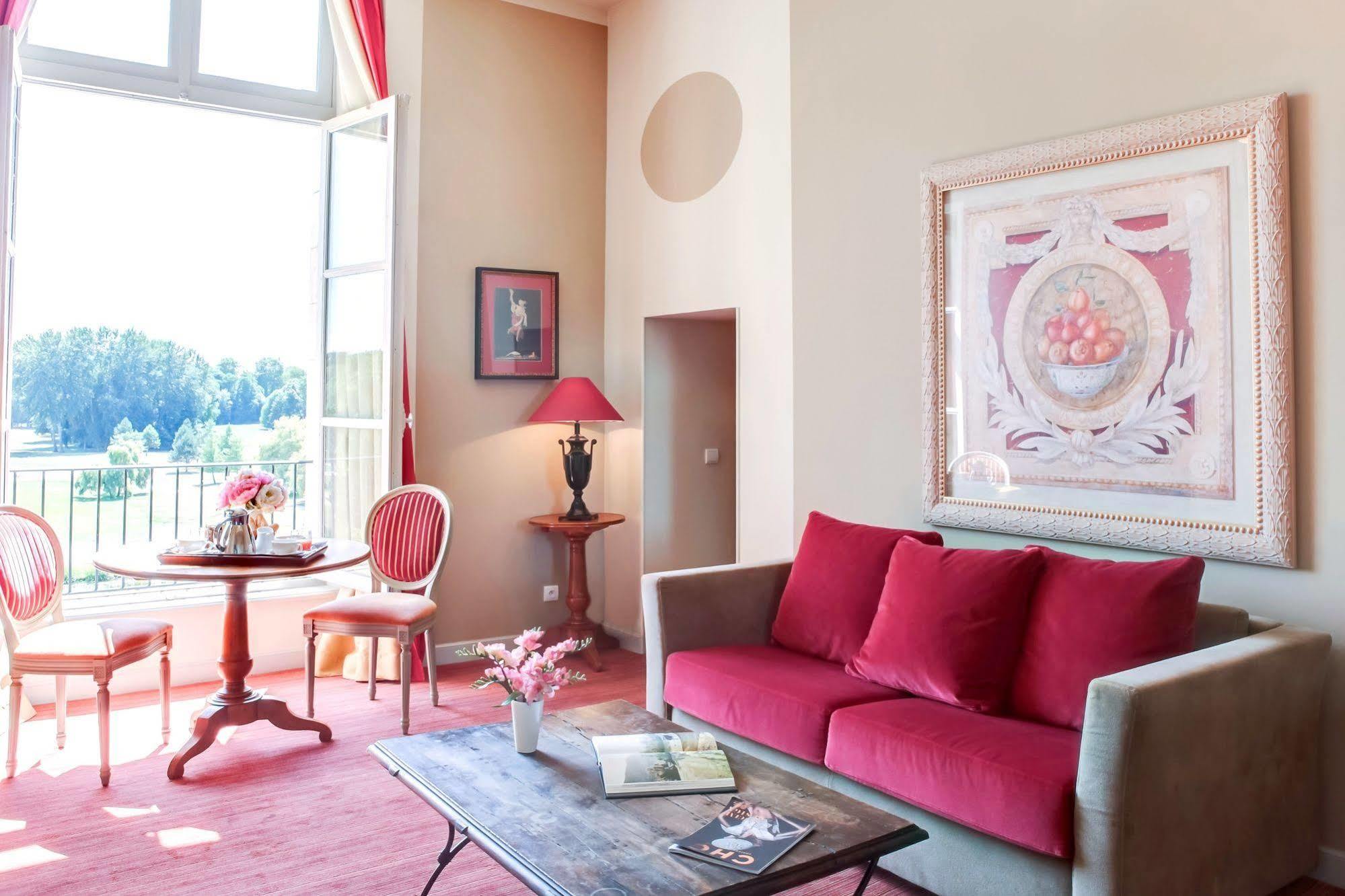 Chateau D'Augerville Golf & Spa Resort Dış mekan fotoğraf